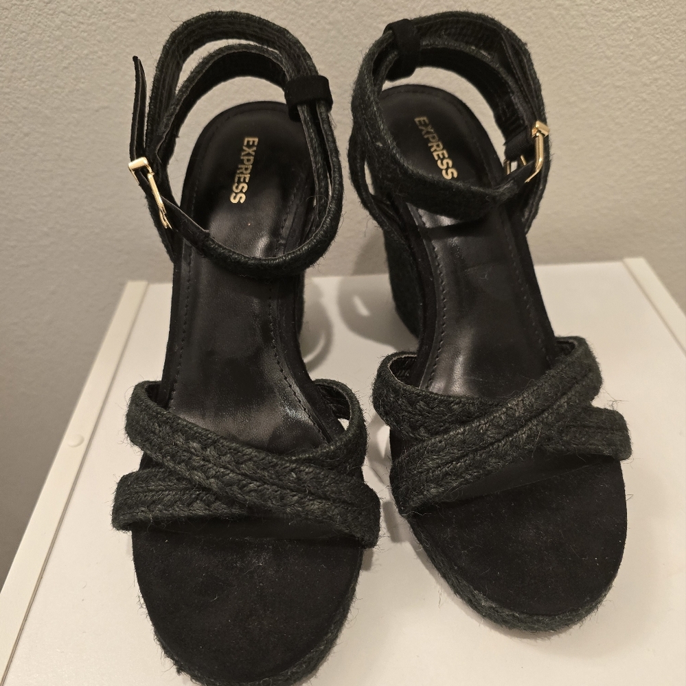 Express Black Woven Wedge Heels Sz 8